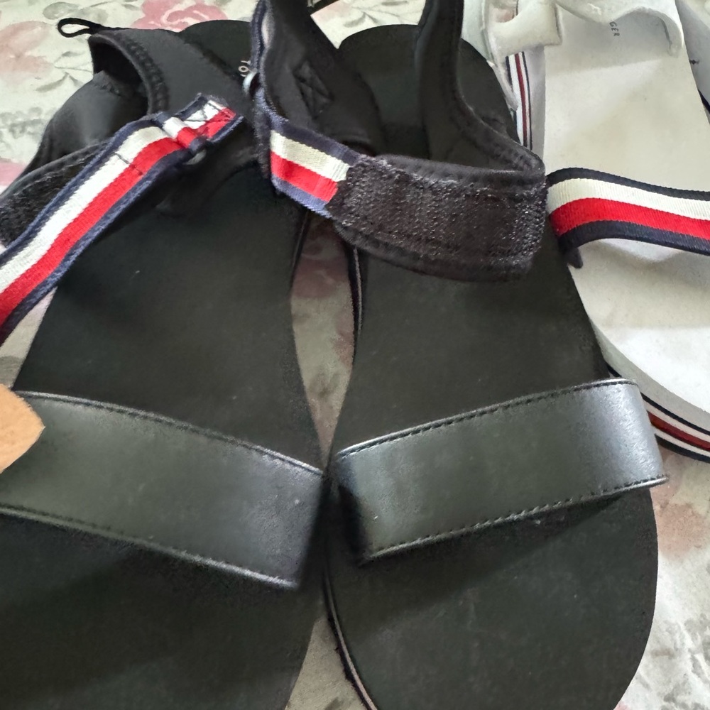 10.5 women sandals